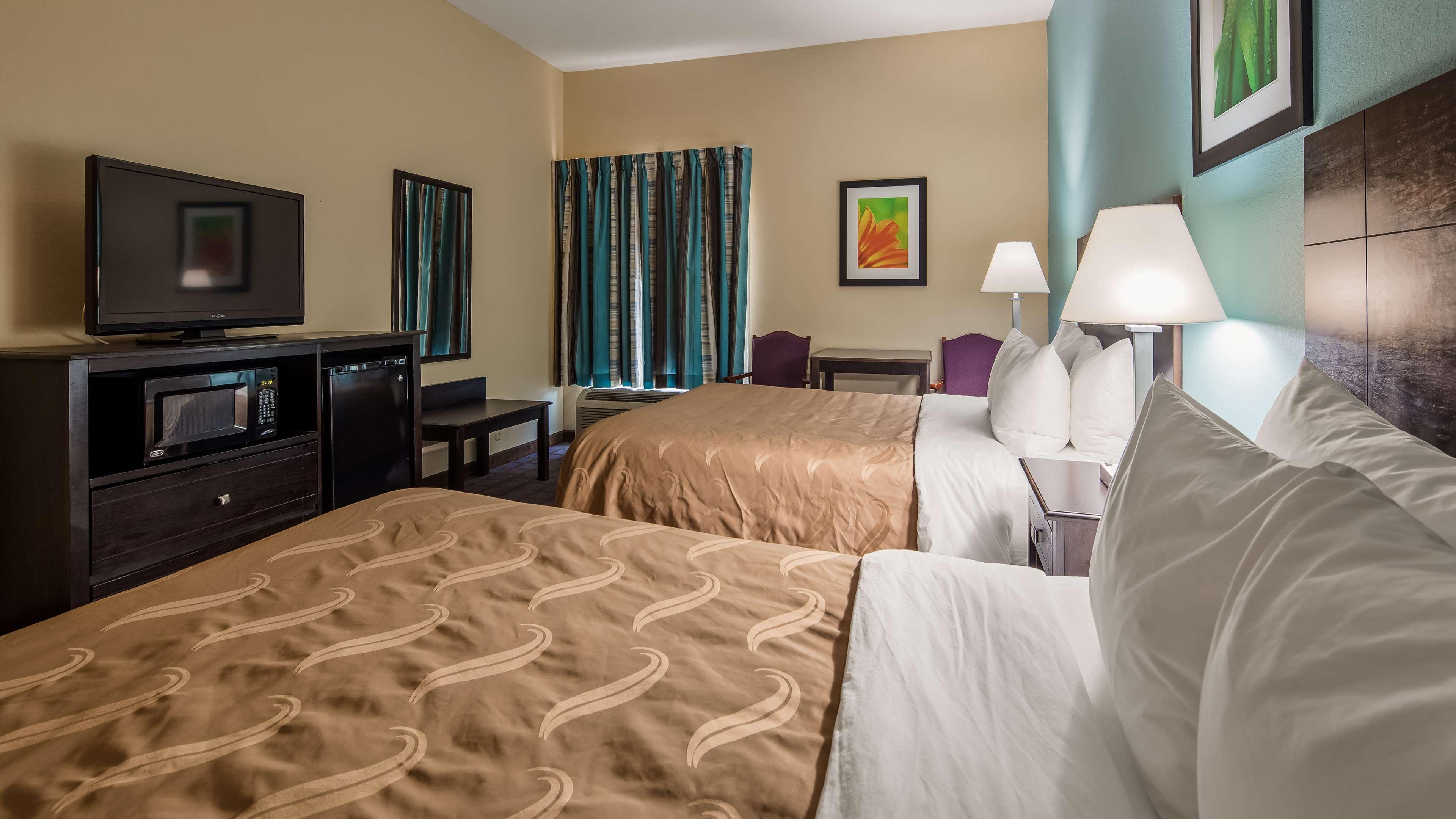 Surestay Plus Hotel By Best Western Блу Спрингс Екстериор снимка